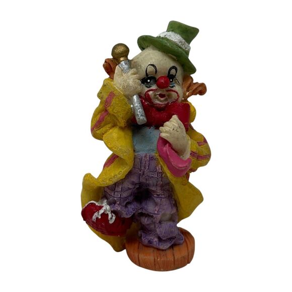 Hand-Painted Resin Clown Figurine Holding Microphone 3.5" Tall Artist Performer - Picture 2 of 12